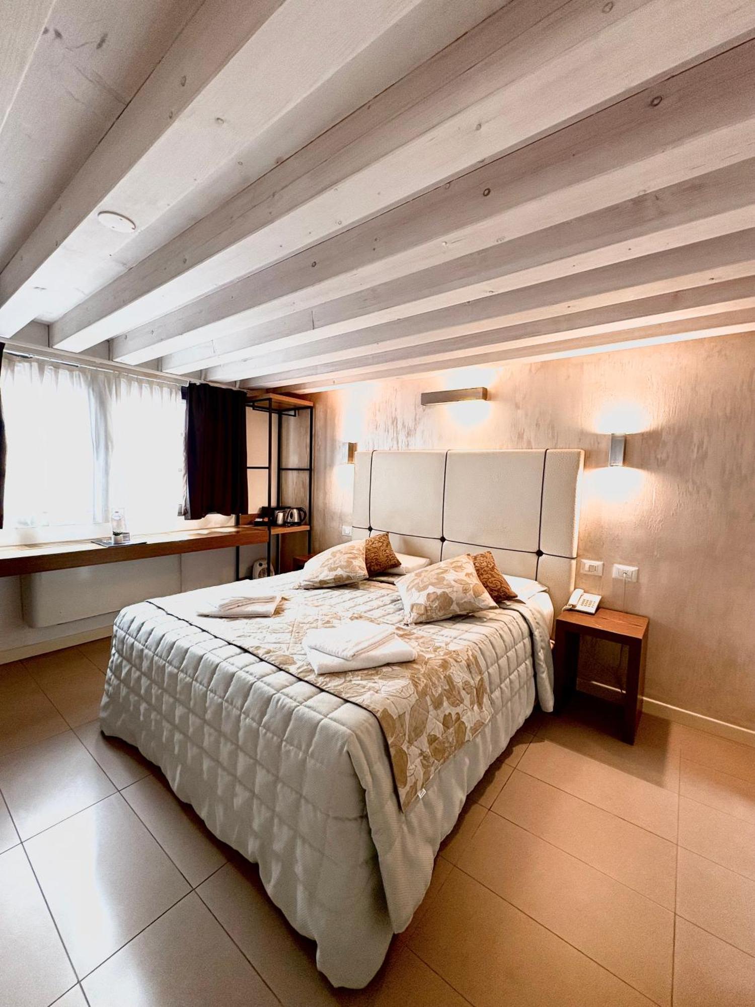 Al Canal Regio - Guest House Venecia Exterior foto